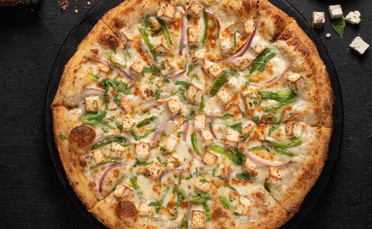 Pizzawala's Garlic Paneer Pizza