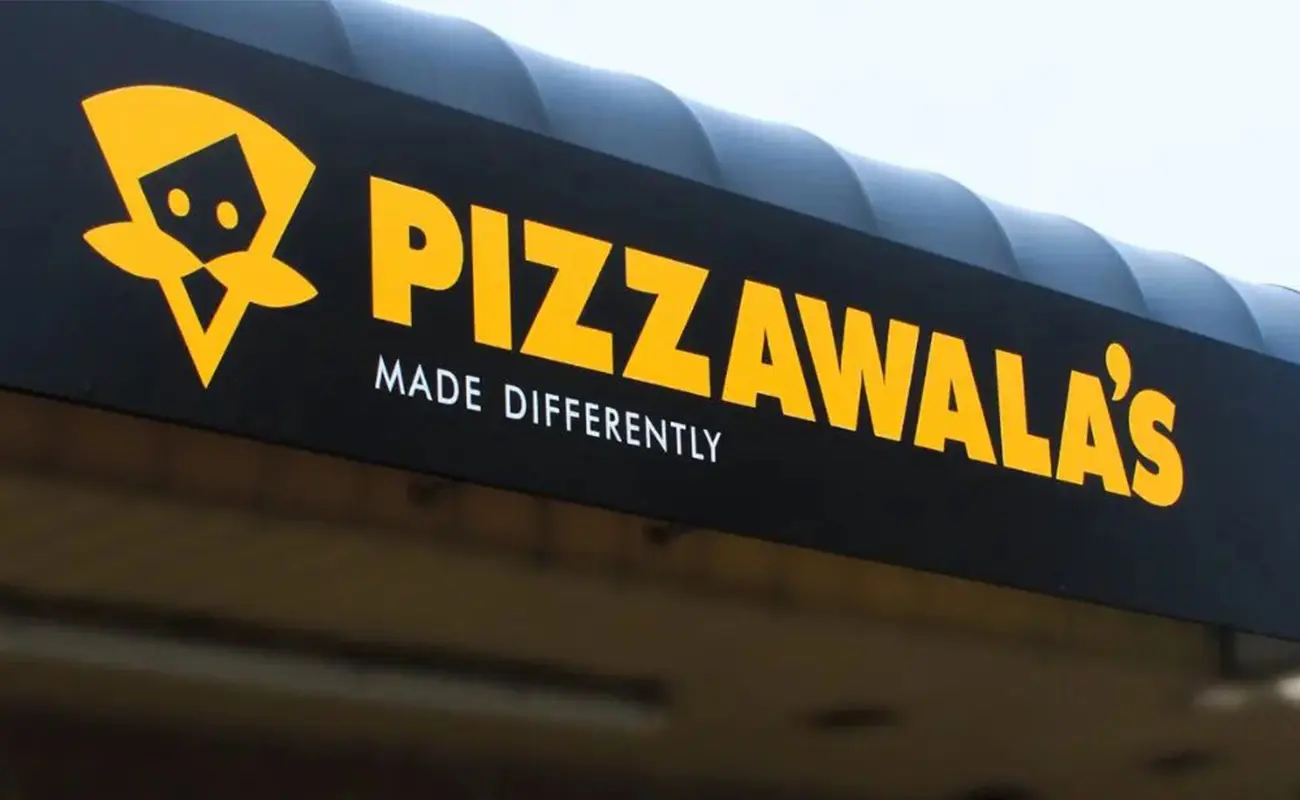 Pizzawala's exterior board view
